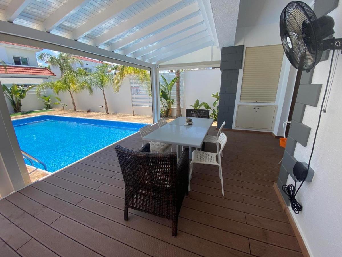 פאראלימני Villa Angel - Exotic Villa 200M From Beach מראה חיצוני תמונה